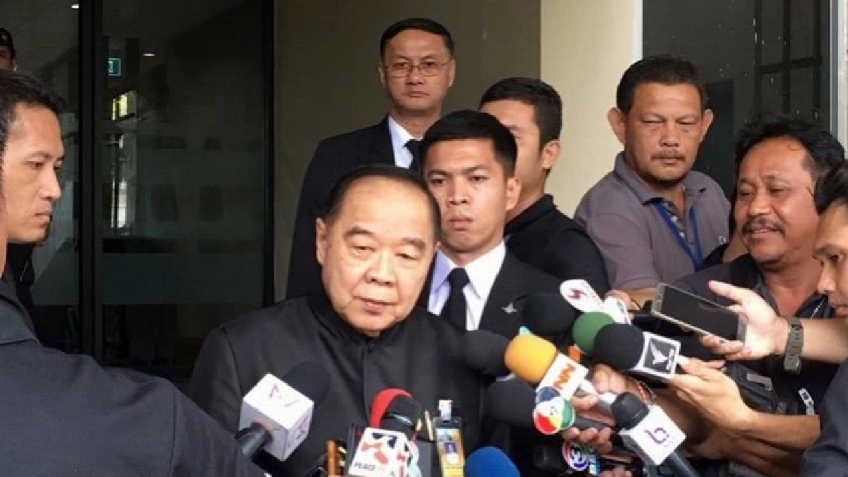 "บิ๊กป้อม" ฉุนถูกถามยุ่งคดีสลายพันธมิตร