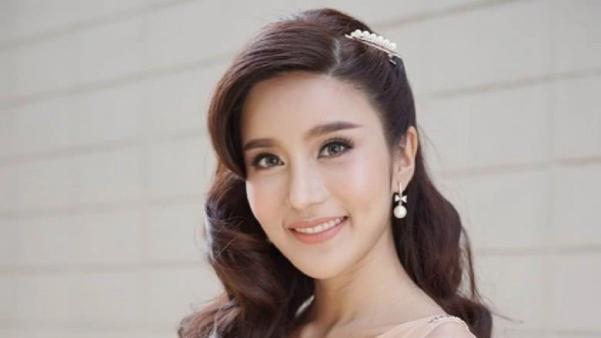'คะน้า' อ้อนแฟนละคร 'คะน้า' อ้อนแฟนละคร