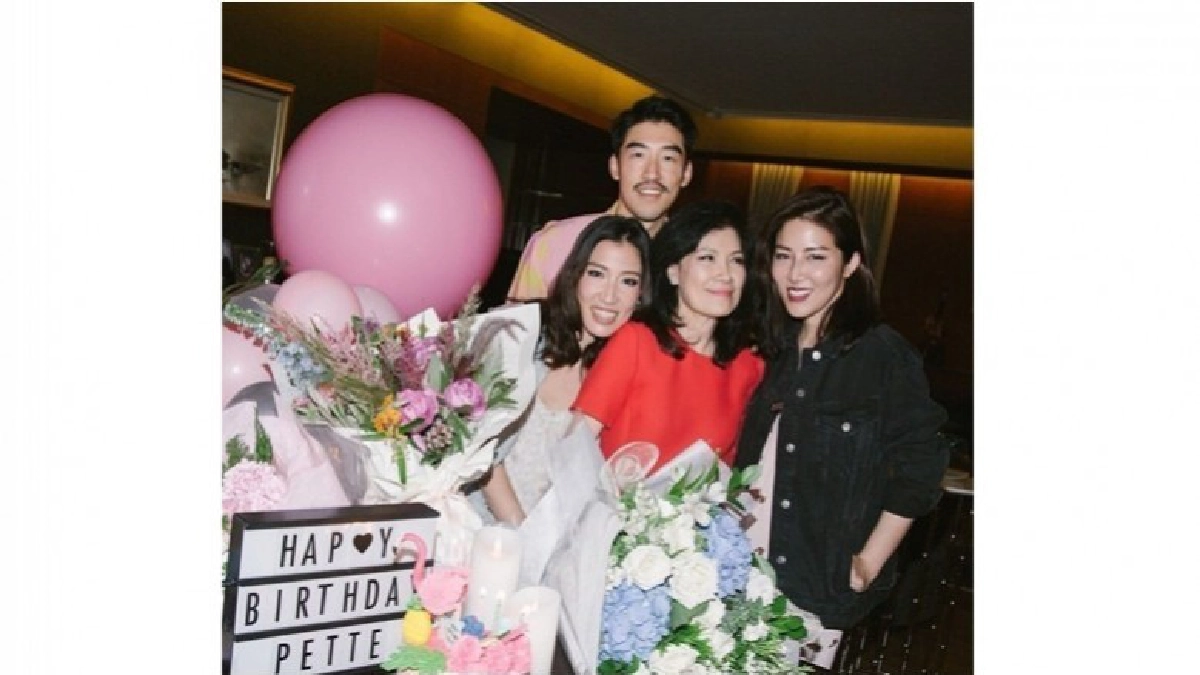 สมาชิกครบครัน สมาชิกครบครัน