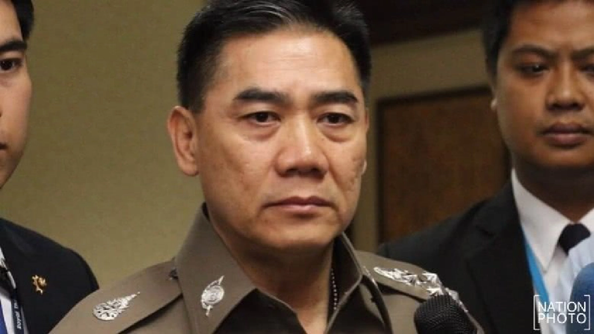 "จักรทิพย์"ตีมึน ไม่รู้รถ ตร.เข้าออกบ้าน"ยิ่งลักษณ์"
