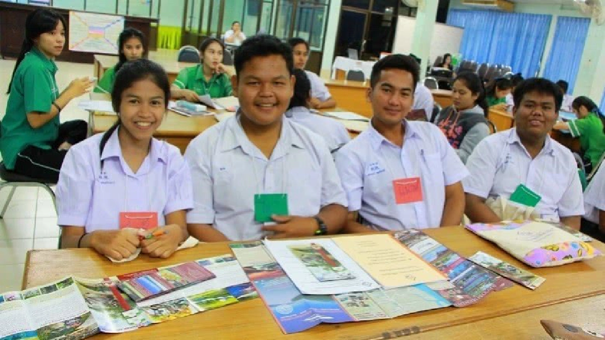 มัคคุเทศก์ท้องถิ่น พัฒนาการท่องเที่ยวเมืองตะกั่วป่า