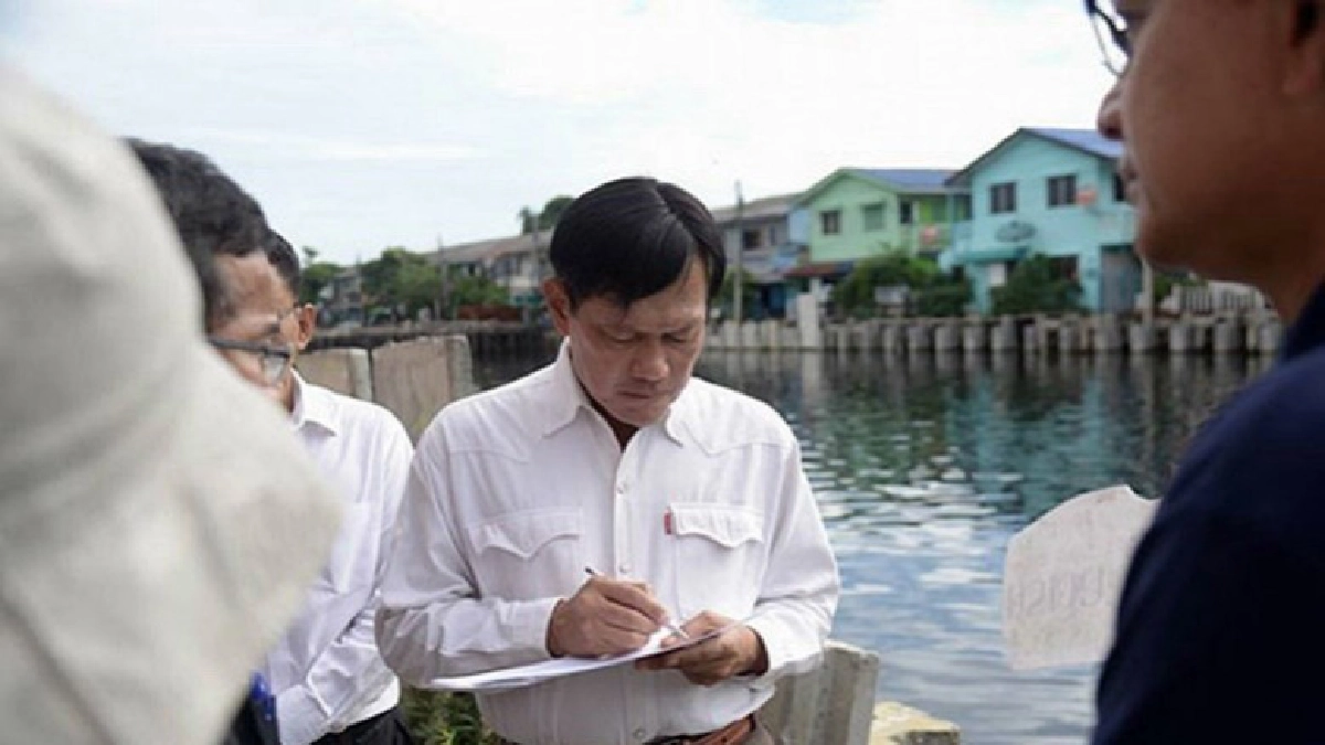 กทม.เร่งผู้รับจ้างเข้าพื้นที่ตอกเสาเข็มเขื่อนคลองลาดพร้าว กทม.เร่งผู้รับจ้างเข้าพื้นที่ตอกเสาเข็มเขื่อนคลองลาดพร้าว