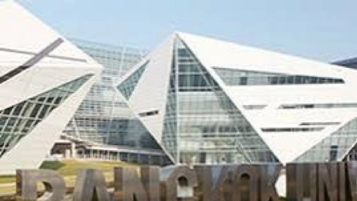 ม.กรุงเทพประกาศชัด วารสารศาสตร์ไม่ยุบ!