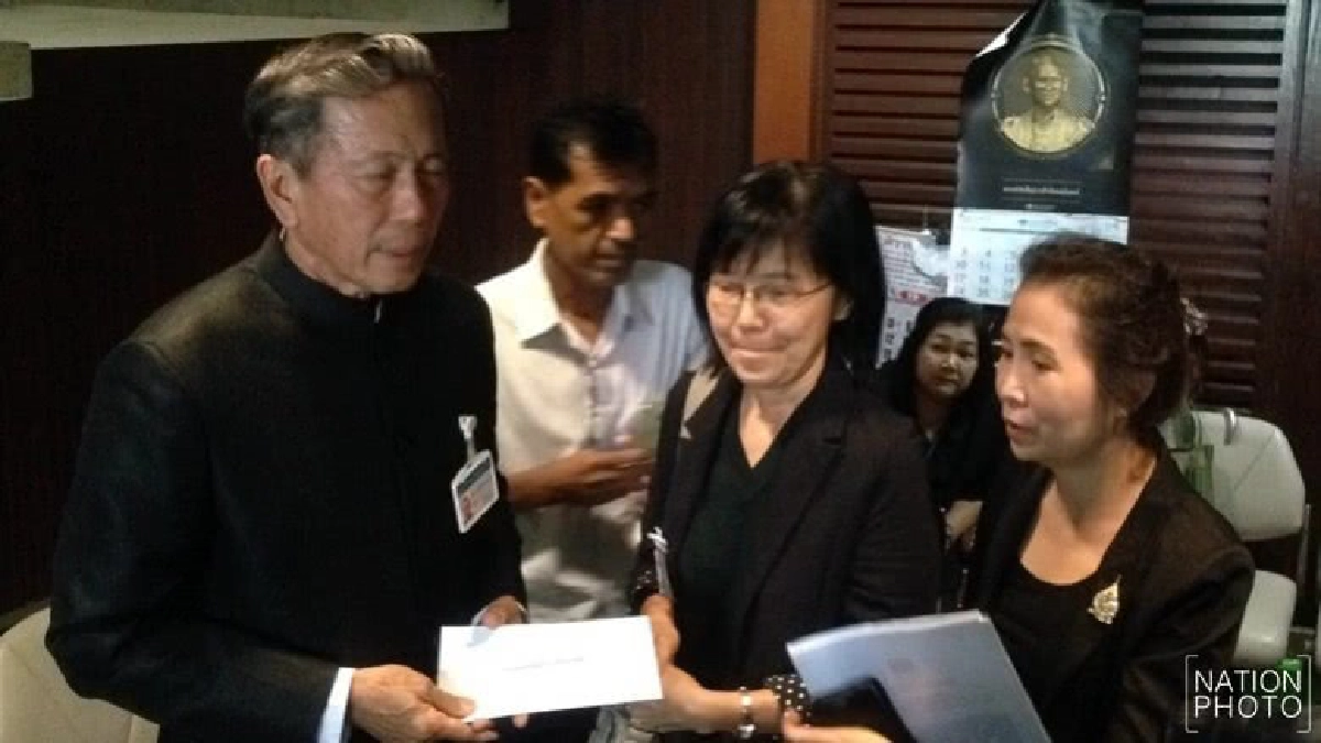 คป.ตร.ยื่นหนังสือถึง "ประธาน กก.ปฎิรูปตำรวจ คป.ตร.ยื่นหนังสือถึง "ประธาน กก.ปฎิรูปตำรวจ