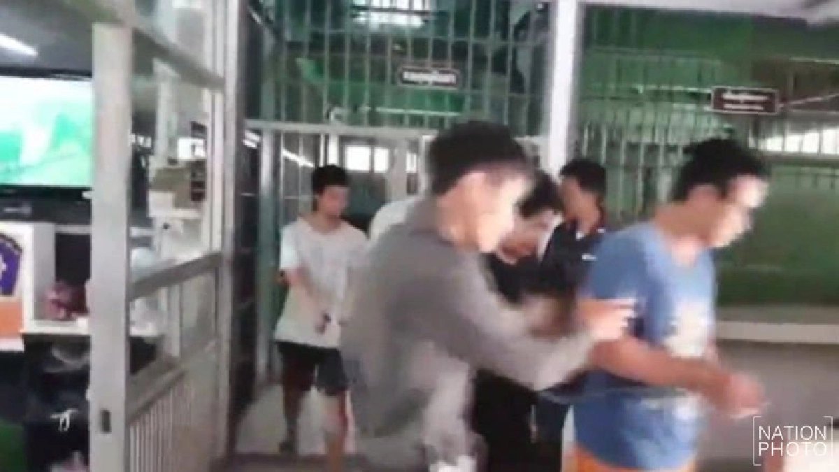 ศาลไม่ให้ประกัน 4 โจ๋โทรม-ฆ่า ศาลไม่ให้ประกัน 4 โจ๋โทรม-ฆ่า