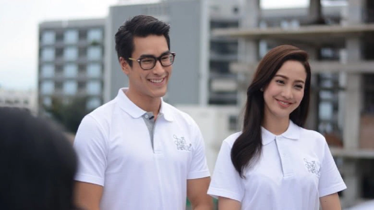 'ณเดชน์-แต้ว' หล่อสวยใจบุญ 'ณเดชน์-แต้ว' หล่อสวยใจบุญ