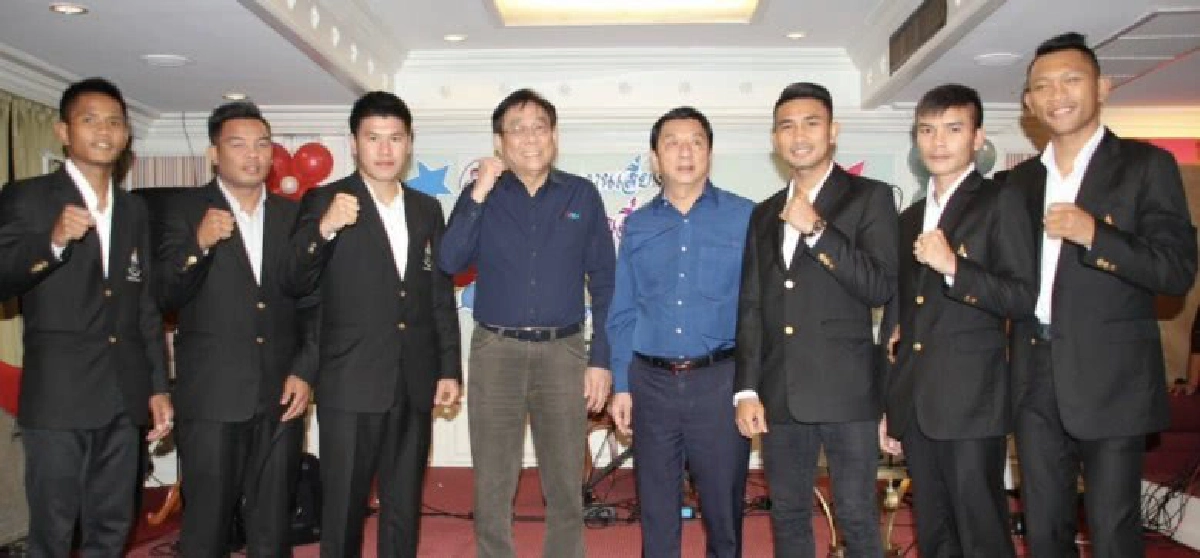 กำปั้นรับอัดฉีดซีเกมส์