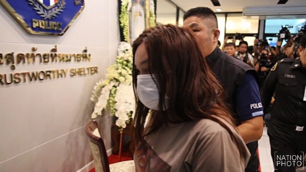กองปราบฯหิ้ว‘น้ำมนต์’สอบ-แถลงบ่ายนี้ กองปราบฯหิ้ว‘น้ำมนต์’สอบ-แถลงบ่ายนี้