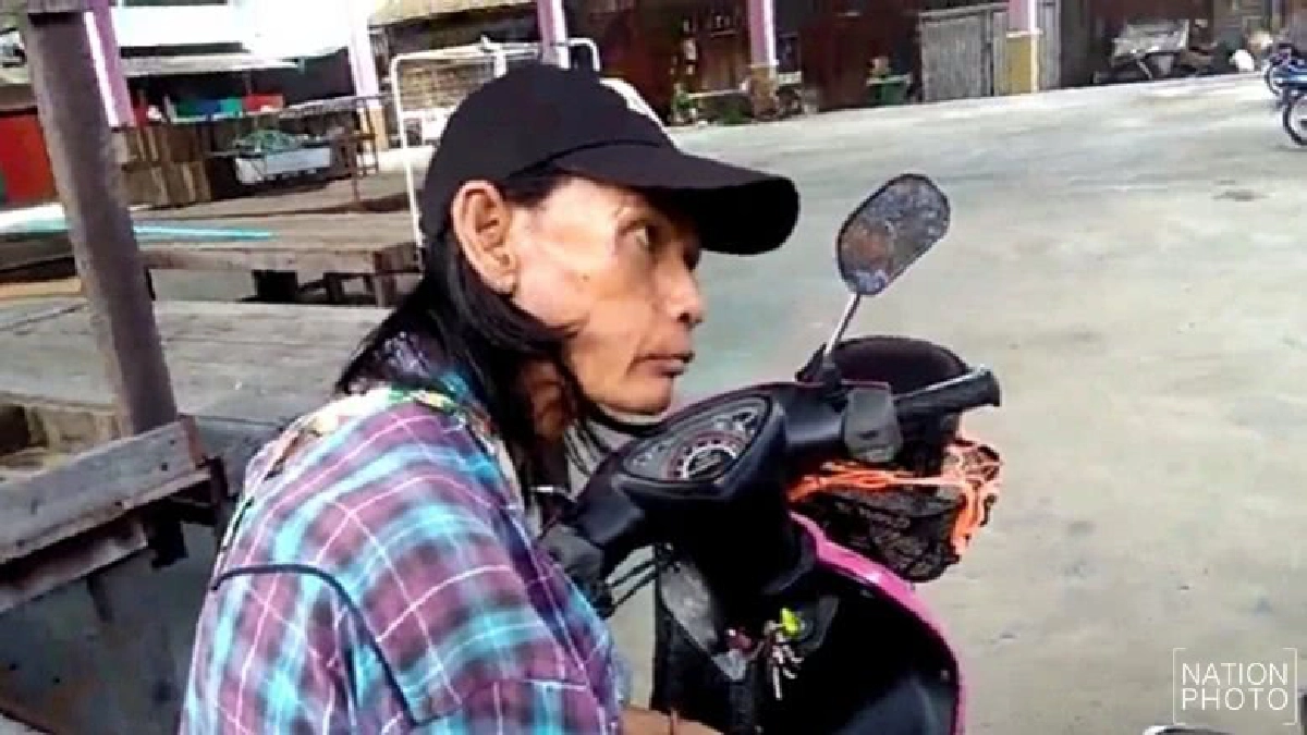 กรีดกระเป๋าหนุ่มพิการฉกเงินหมื่นหนี กรีดกระเป๋าหนุ่มพิการฉกเงินหมื่นหนี