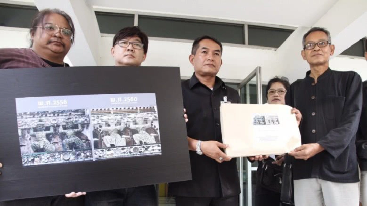 ร้อง "บิ๊กตู่" หยุดบูรณะพระปรางค์วัดอรุณฯ ร้อง "บิ๊กตู่" หยุดบูรณะพระปรางค์วัดอรุณฯ