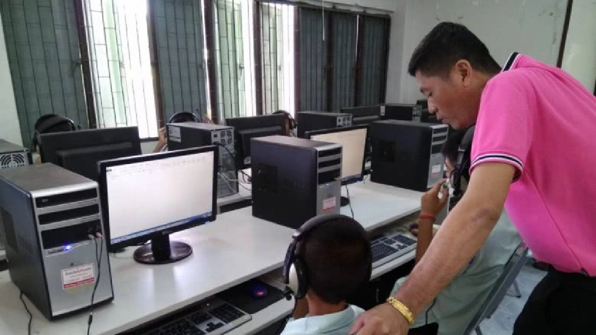 เลิกเหล้าเถอะพ่อ (คลิป) เลิกเหล้าเถอะพ่อ (คลิป)