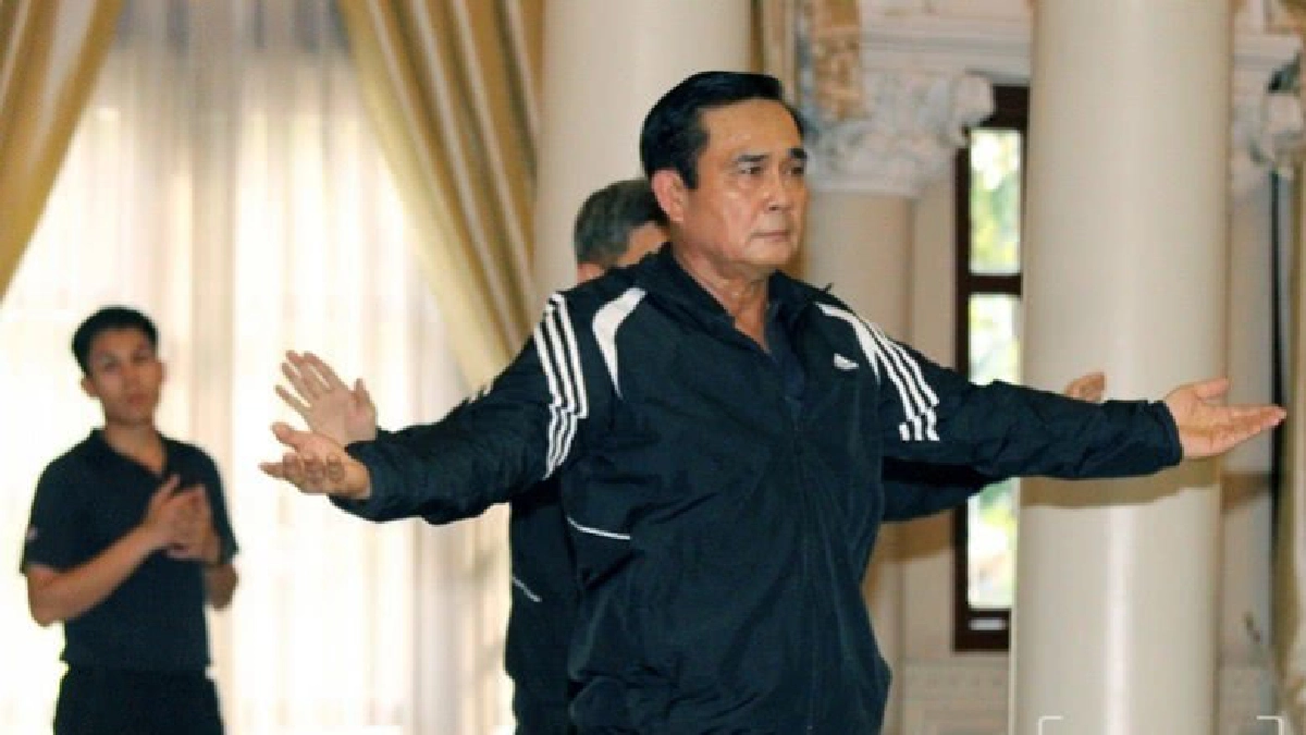 อดีตนายทหารอ้างลูกน้องเก่า บุกประชิด "บิ๊กตู่"