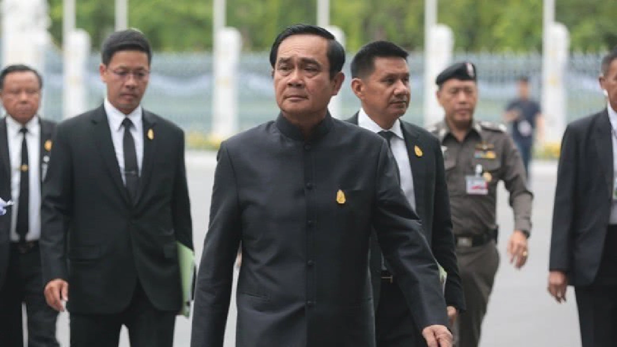 "บิ๊กตู่" นำ "ครม.สัญจร" สุพรรณฯ- อยุธยา 