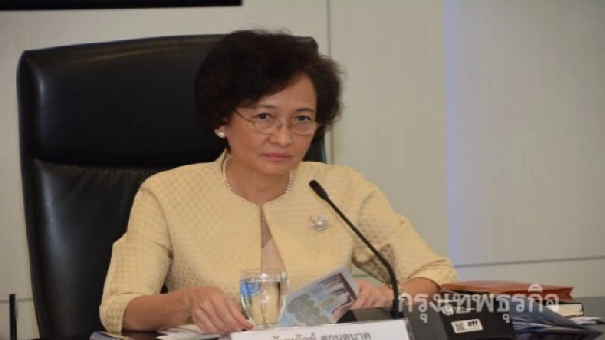 "พาณิชย์"ตรวจสอบปิดป้ายแสดงเหล้า บุหรี่ ขายราคาสูงเกินควร "พาณิชย์"ตรวจสอบปิดป้ายแสดงเหล้า บุหรี่ ขายราคาสูงเกินควร