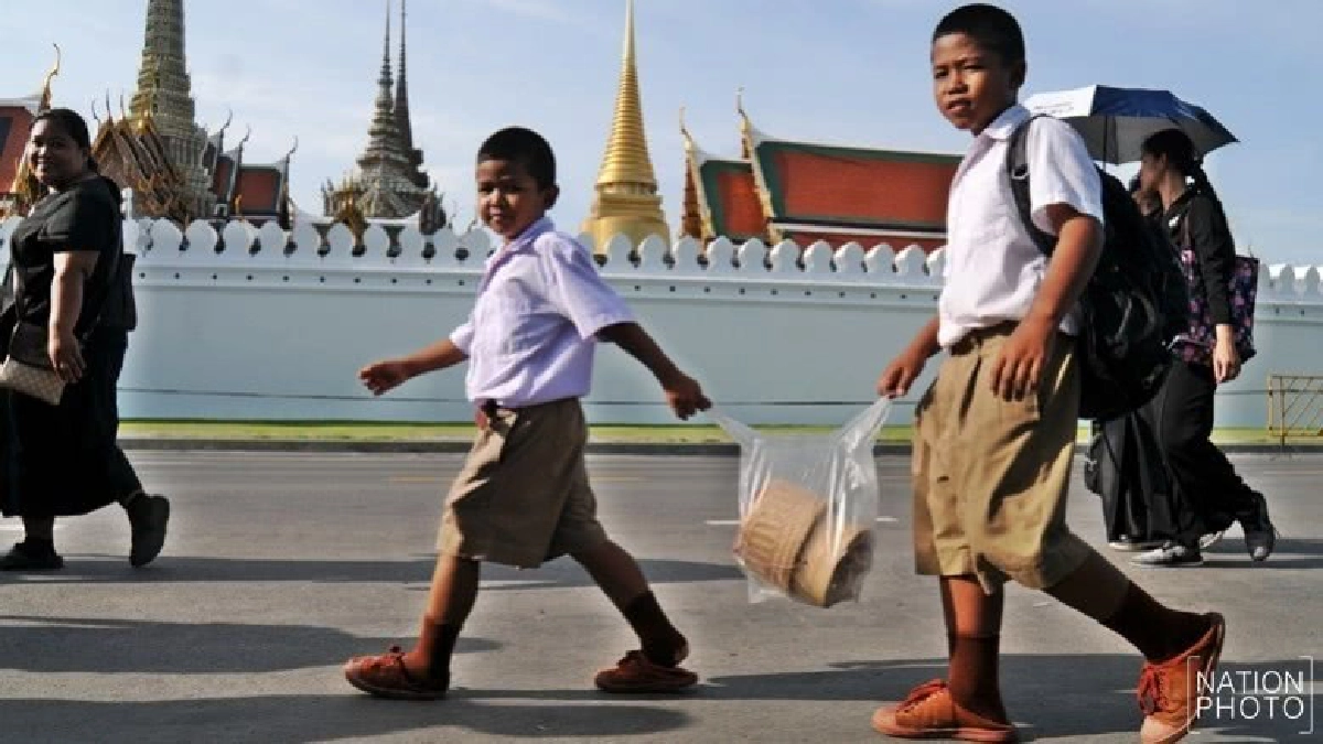 'หนึ่งภาพหนึ่งล้านความหมาย' 'หนึ่งภาพหนึ่งล้านความหมาย'