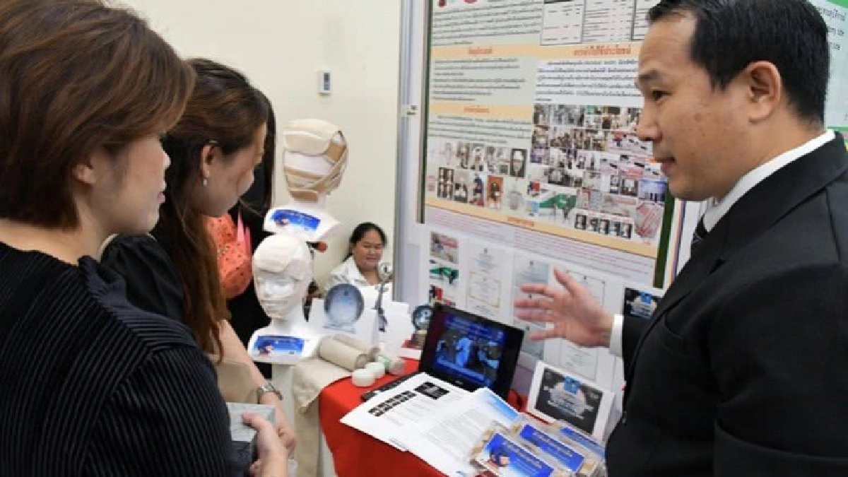 “ผ้าพันศรีษะฉุกเฉิน”นวัตกรรมใหม่ฝีมือ รพ.เทิง