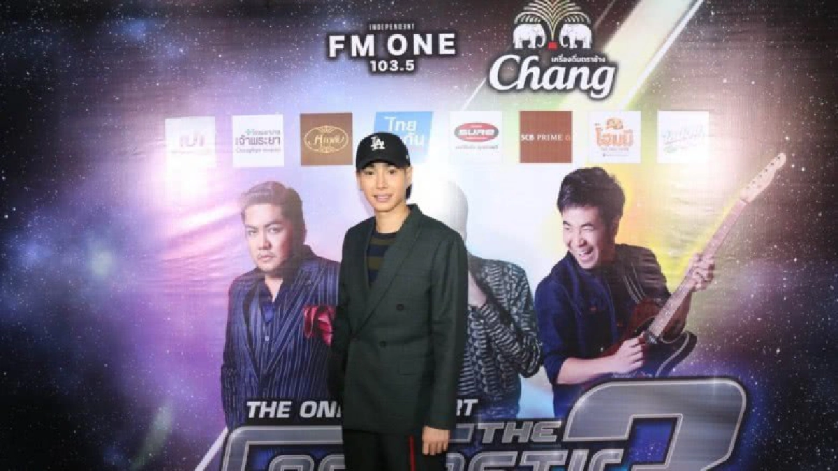 ‘เป๊ก’ รับโหมงานหนักจนป่วย (คลิป) ‘เป๊ก’ รับโหมงานหนักจนป่วย (คลิป)