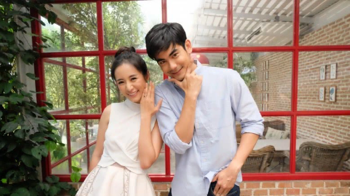 สาวๆ อกหัก “ฌอห์ณ”ขอ“ใบเฟิร์น”แต่งงาน สาวๆ อกหัก “ฌอห์ณ”ขอ“ใบเฟิร์น”แต่งงาน