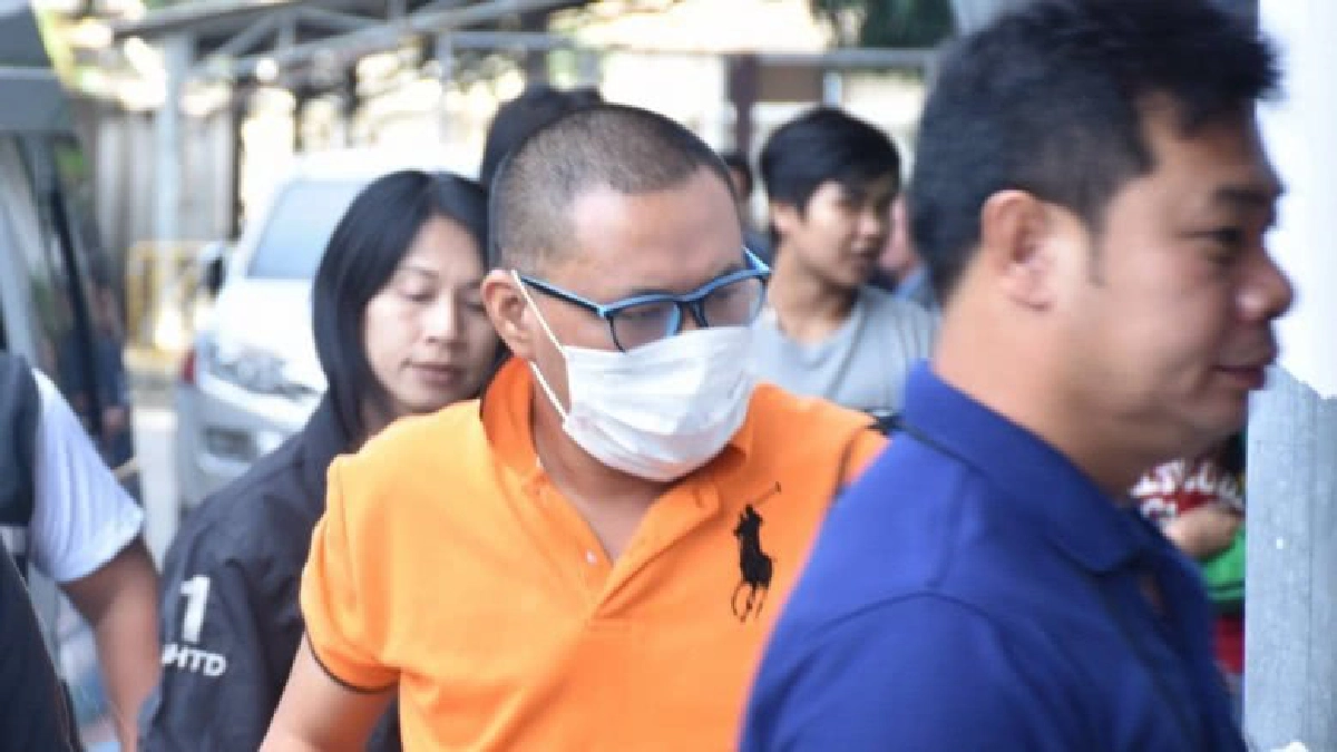 ฝากขัง "ป๋าเกิด - นินิวส์" ฝากขัง "ป๋าเกิด - นินิวส์"