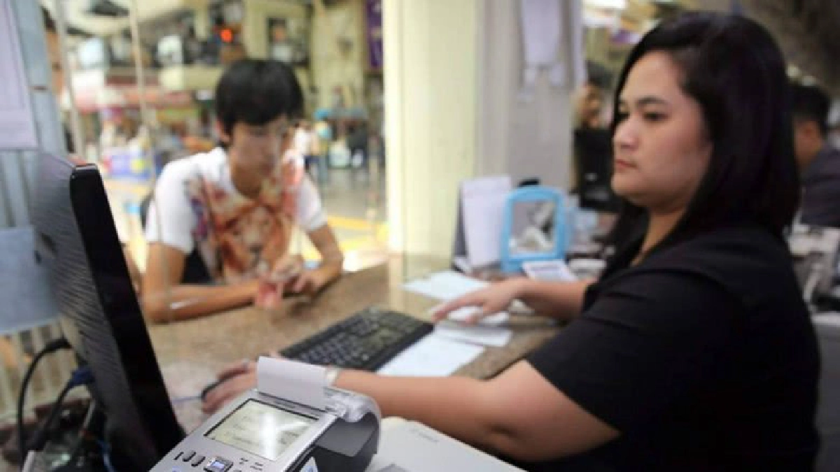 รฟท.ติดตั้งเครื่องชำระเงินอิเล็กทรอนิกส์รับบัตรคนจนเสร็จแล้ว