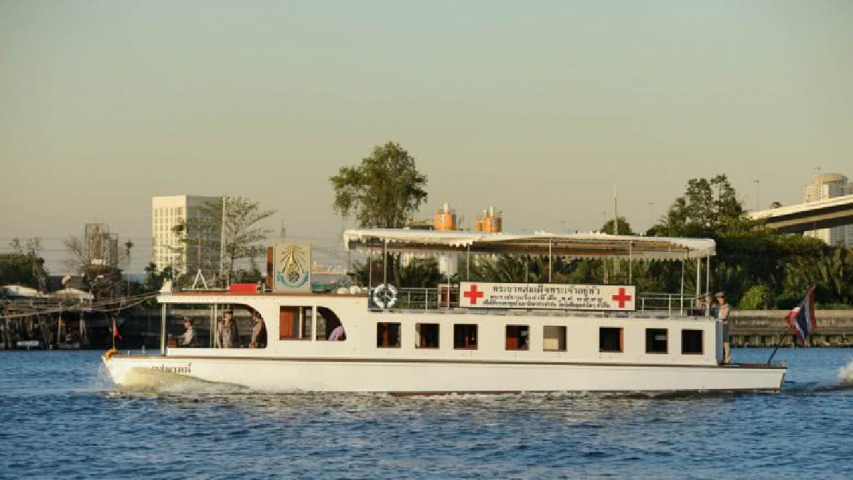 "เรือเวชพาหน์”คลินิกลอยน้ำพระราชทานจากในหลวงร.9 "เรือเวชพาหน์”คลินิกลอยน้ำพระราชทานจากในหลวงร.9