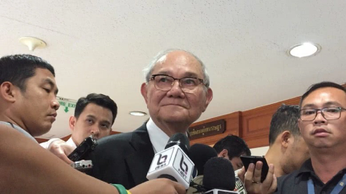 “ตำรวจ” พา “ยิ่งลักษณ์” หนีผิดหรือไม่ ให้หลักการตัดสิน