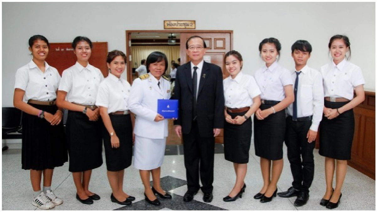 "รามฯรักษ์ป่า"เดินตามรอย..พ่อ!! "รามฯรักษ์ป่า"เดินตามรอย..พ่อ!!