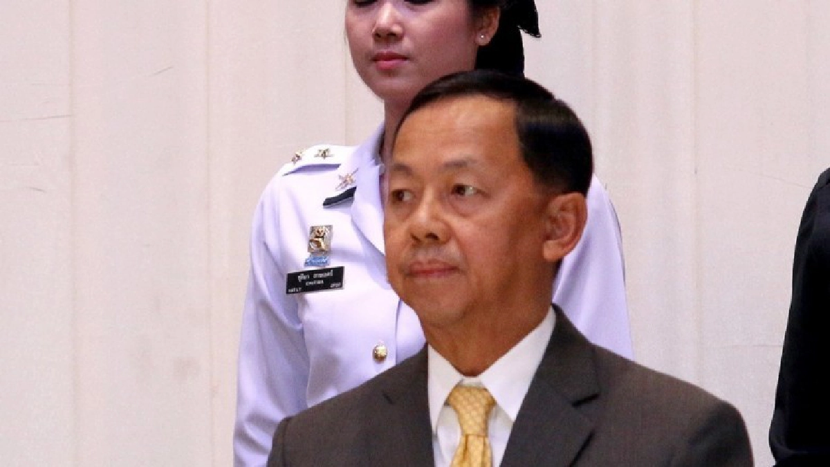 ยอมเแล้ว "ปธ.ป.ป.ช." ไม่มีคำโต้แย้งถ้าโดนรีเซ็ต ยอมเแล้ว "ปธ.ป.ป.ช." ไม่มีคำโต้แย้งถ้าโดนรีเซ็ต