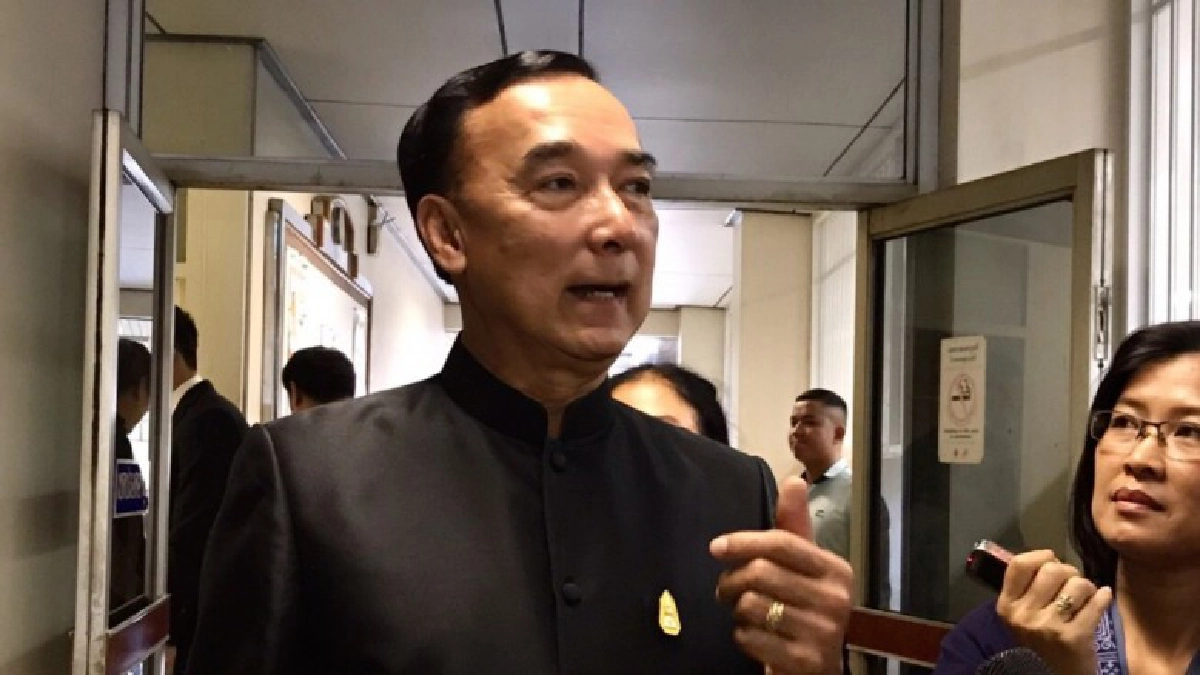 "ออมสิน"ลั่นเกรงใจไม่ได้ ปม"พระผู้ใหญ่"เอี่ยว"เงินทอนวัด" "ออมสิน"ลั่นเกรงใจไม่ได้ ปม"พระผู้ใหญ่"เอี่ยว"เงินทอนวัด"