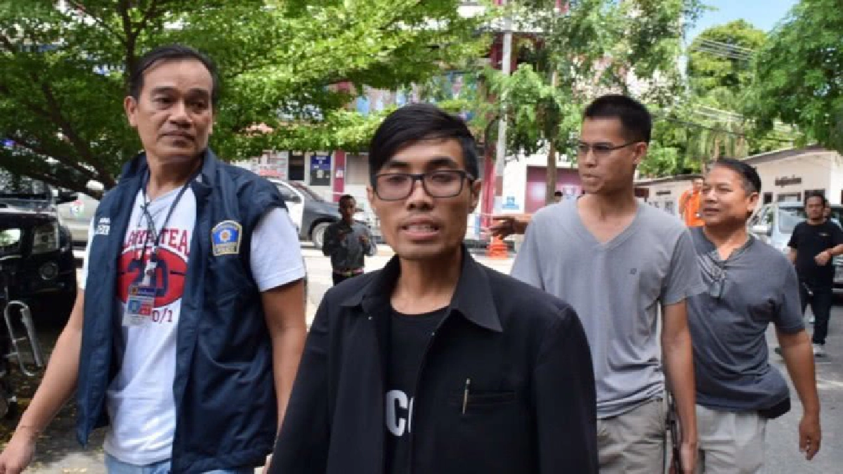 รอลงอาญา 1 ปี ฉีกบัตรประชามติ รอลงอาญา 1 ปี ฉีกบัตรประชามติ