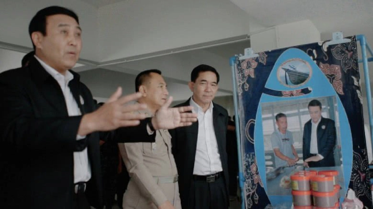 ยึดยุทธศาสตร์พระราชทาน“เข้าใจ เข้าถึง พัฒนา”ภารกิจชายแดนใต้ ยึดยุทธศาสตร์พระราชทาน“เข้าใจ เข้าถึง พัฒนา”ภารกิจชายแดนใต้