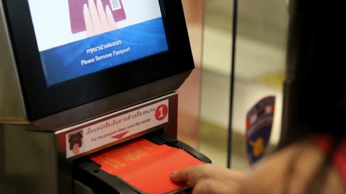 บัวแก้ว" รอต้นทางตั้งเรื่องถอนพาสปอร์ต "ปู" บัวแก้ว" รอต้นทางตั้งเรื่องถอนพาสปอร์ต "ปู"