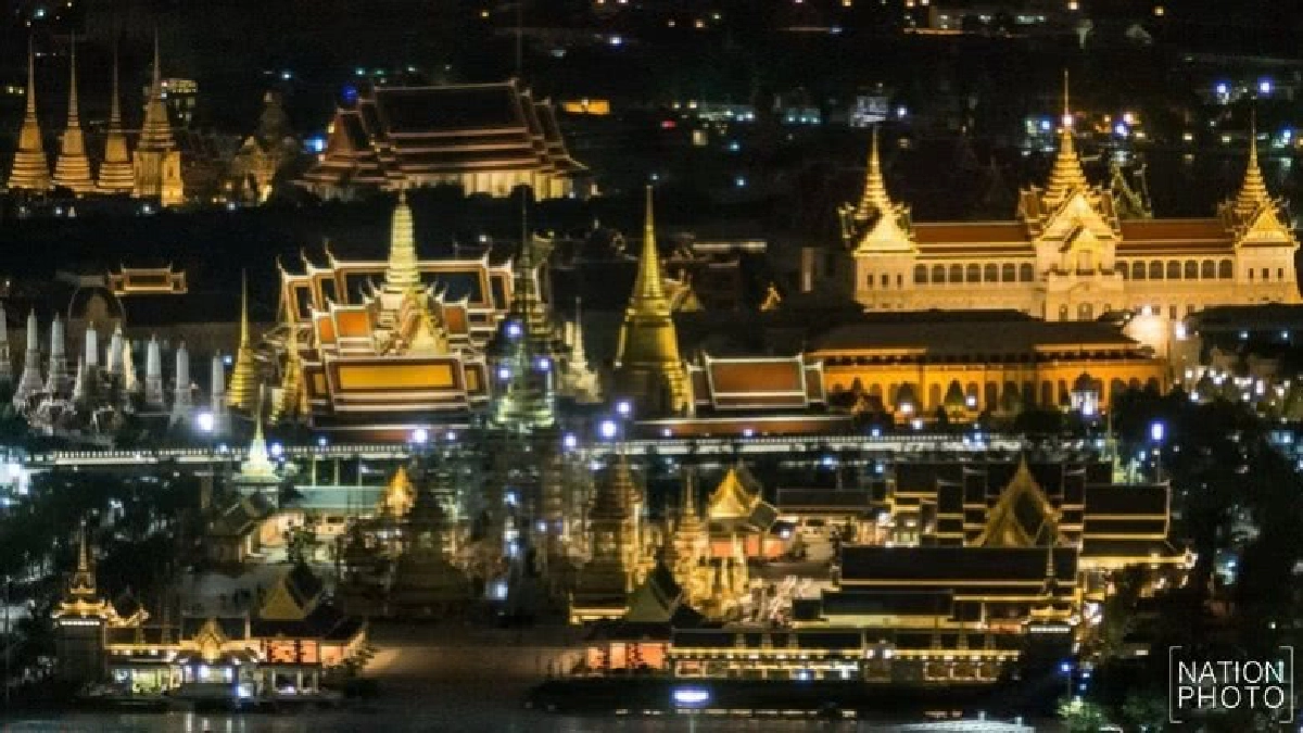 พระเมรุมาศ ยิ่งใหญ่ สมพระเกียรติ(คลิป) พระเมรุมาศ ยิ่งใหญ่ สมพระเกียรติ(คลิป)