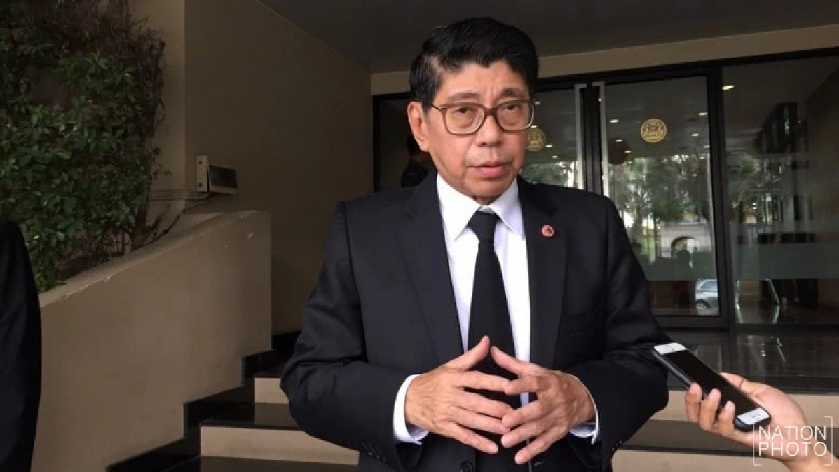วิษณุเผย "ยุทธศาสตร์ชาติ" เสร็จต้นปี ประกาศใช้กลางปีหน้า วิษณุเผย "ยุทธศาสตร์ชาติ" เสร็จต้นปี ประกาศใช้กลางปีหน้า