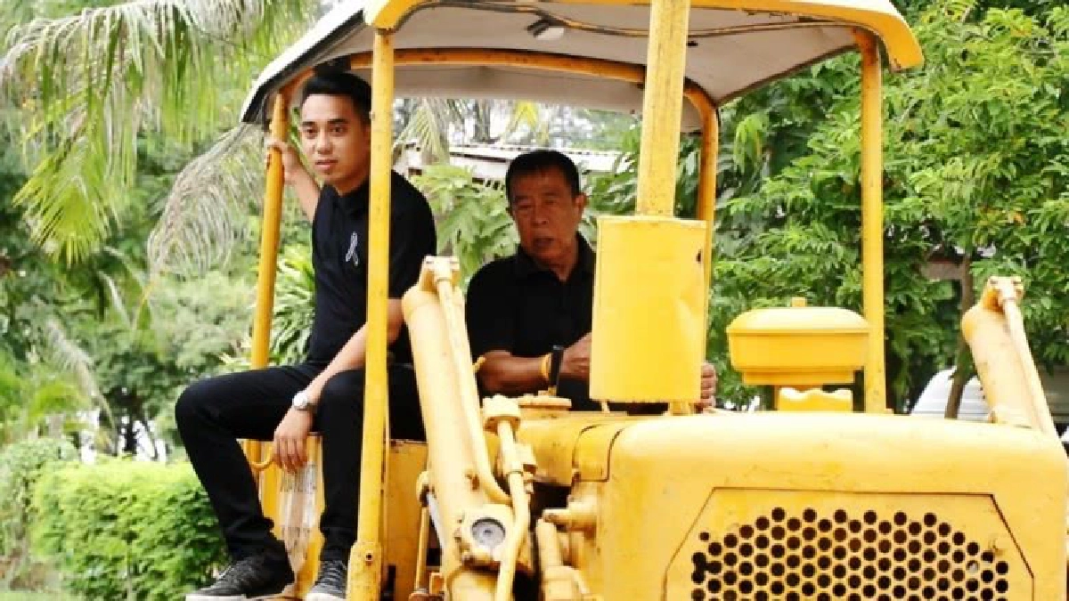 ตามรอยก้าวพระบาท ในหลวงรัชกาลที่ ๙