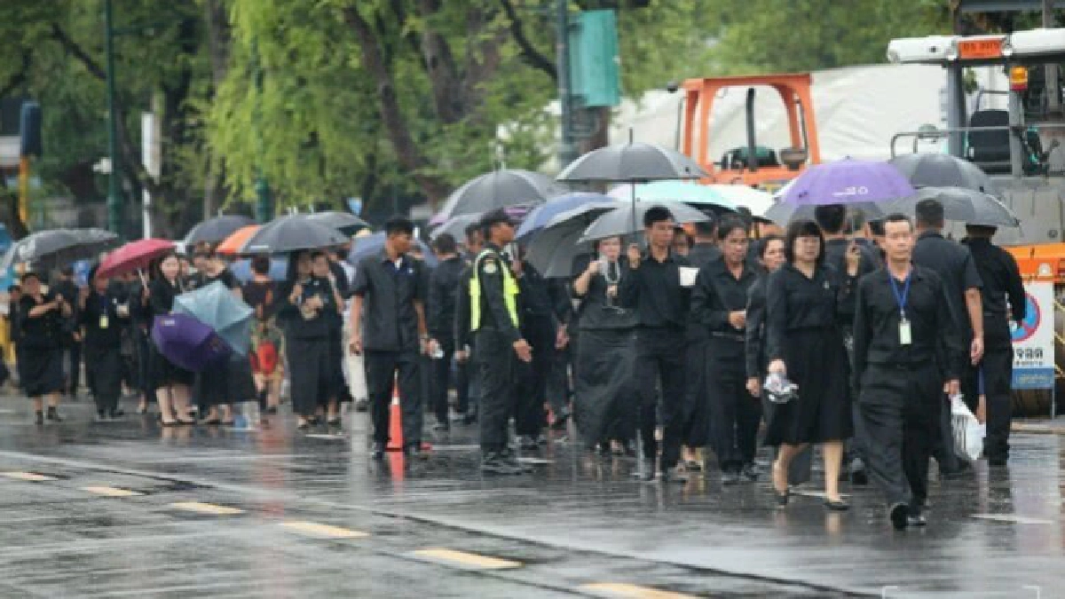 ประชาชนเข้ากราบพระบรมศพในหลวง ร.9 แล้วกว่า 12.5 ล้านคน