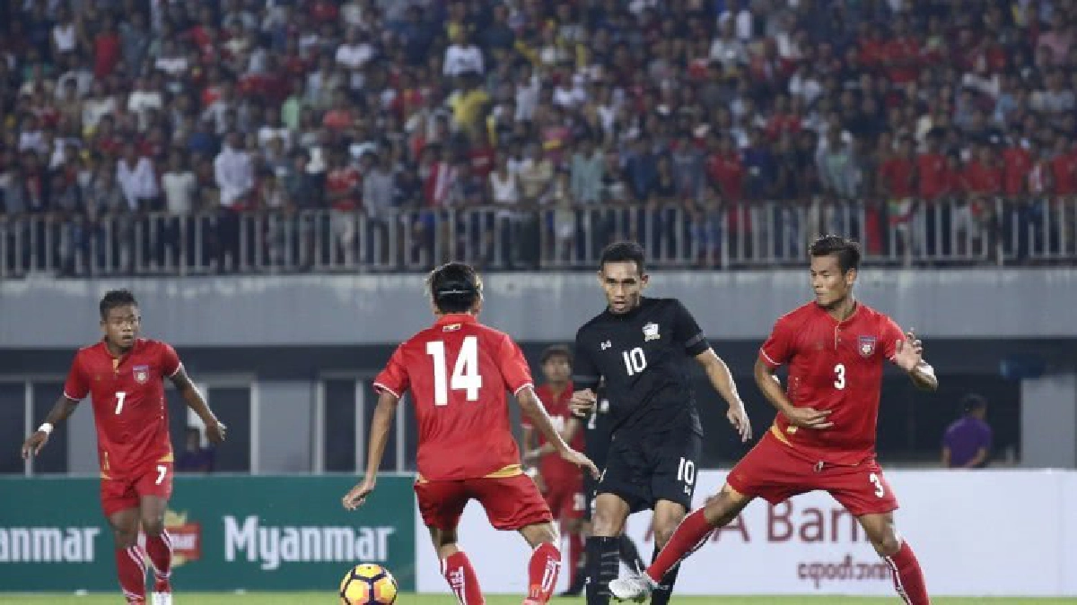 (คลิป)ย้อนชมไฮไลท์"ช้างศึก"บุกทุบเมียนมา3-1 (คลิป)ย้อนชมไฮไลท์"ช้างศึก"บุกทุบเมียนมา3-1