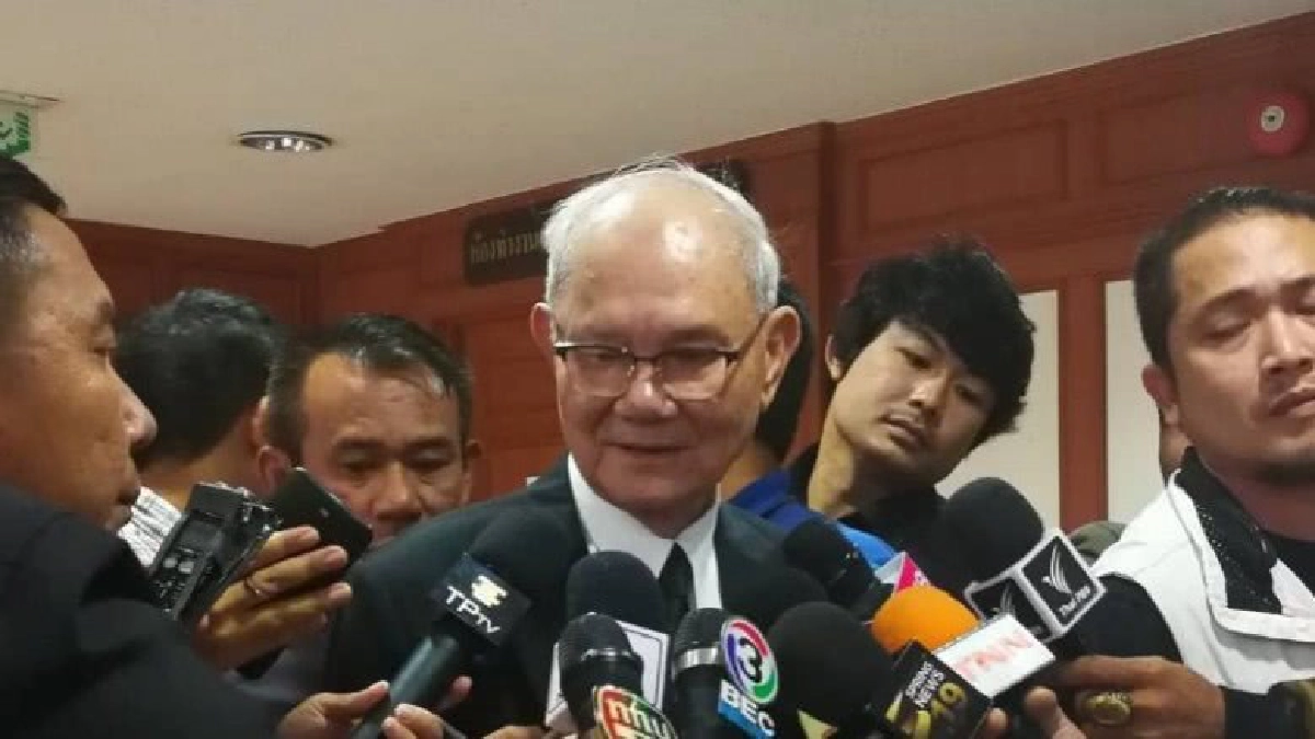 "มีชัย" แนะชะลอสรรหากกต.