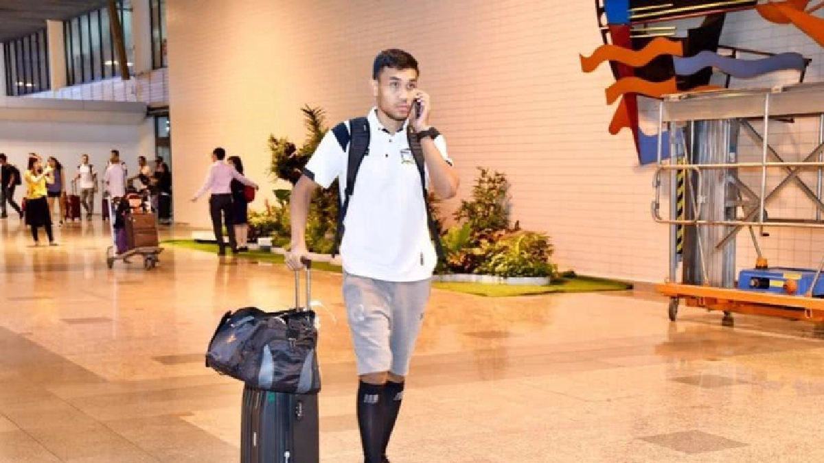 "ทัพช้างศึก"เดินทางถึงไทยหลังอุ่นแข้งอัดเมียนมา3-1 "ทัพช้างศึก"เดินทางถึงไทยหลังอุ่นแข้งอัดเมียนมา3-1