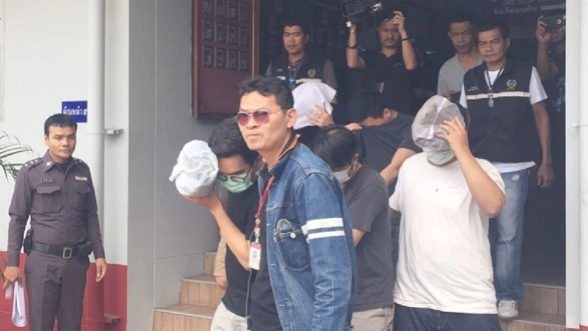 หิ้ว!“6ผู้ต้องหา”ปล้นเงิน60ล.ฝากขัง-ค้านประกัน หิ้ว!“6ผู้ต้องหา”ปล้นเงิน60ล.ฝากขัง-ค้านประกัน