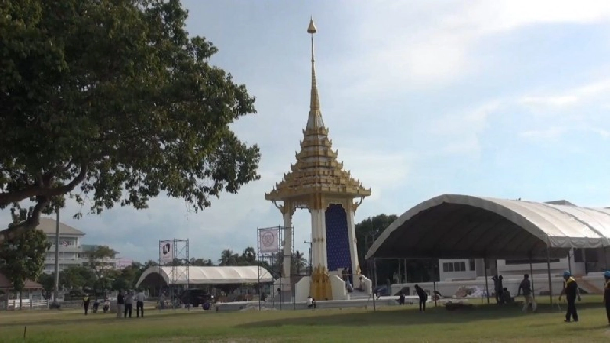 พระเมรุมาศจำลอง จ.สงขลา เสร็จแล้ว พระเมรุมาศจำลอง จ.สงขลา เสร็จแล้ว