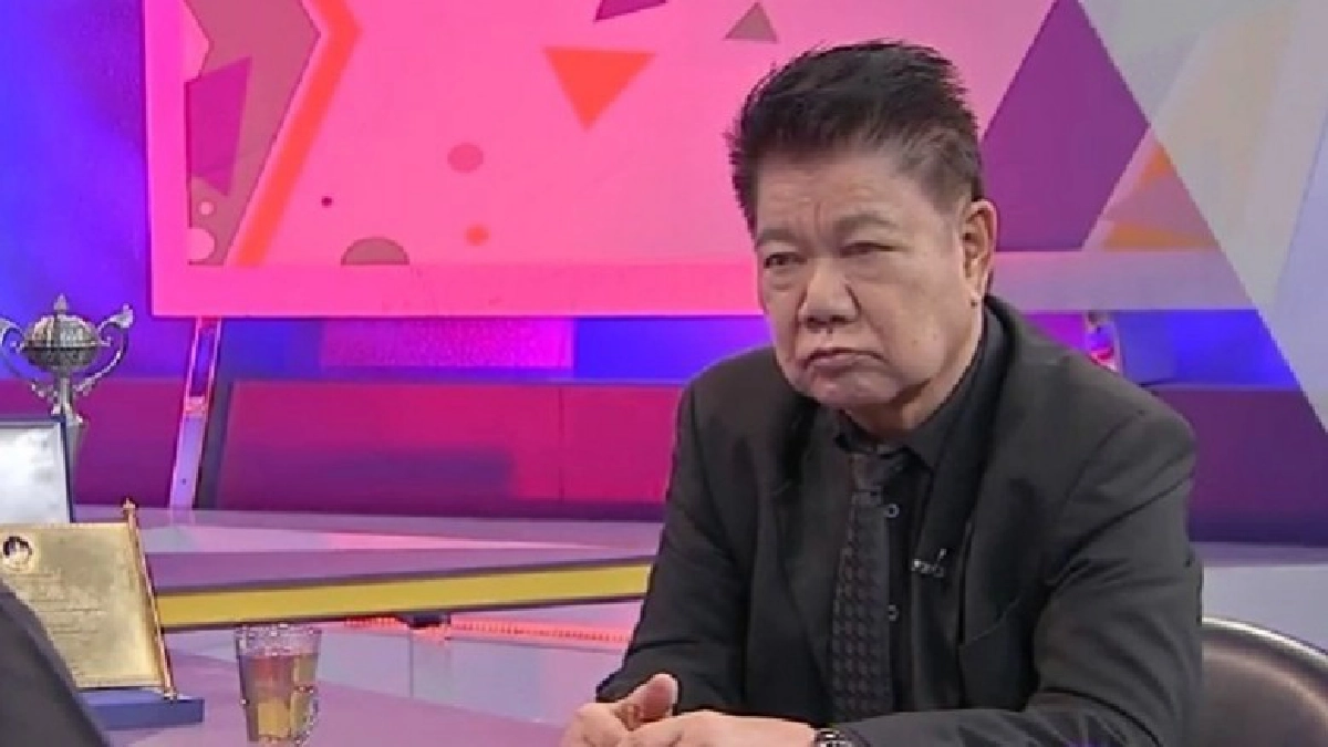 'ครูชลธี ธารทอง' เผยที่สุดแห่งความภูมิใจ (คลิป) 'ครูชลธี ธารทอง' เผยที่สุดแห่งความภูมิใจ (คลิป)
