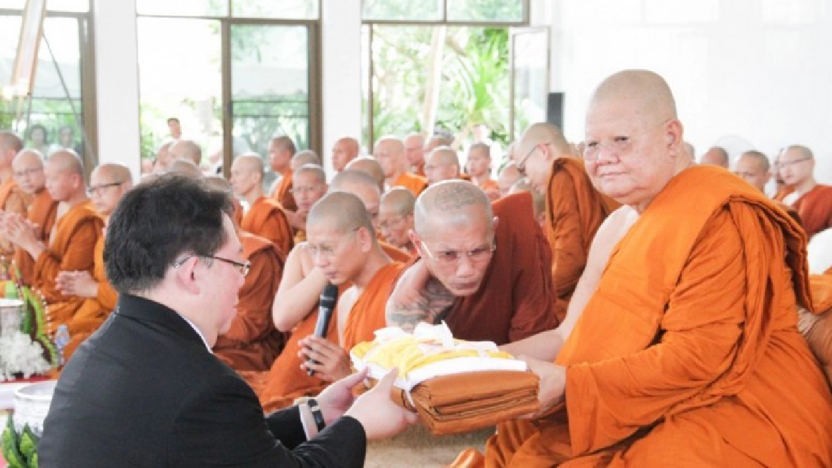 ​ช่อง 3 ร่วมถวายผ้ากฐินสามัคคีมหากุศล