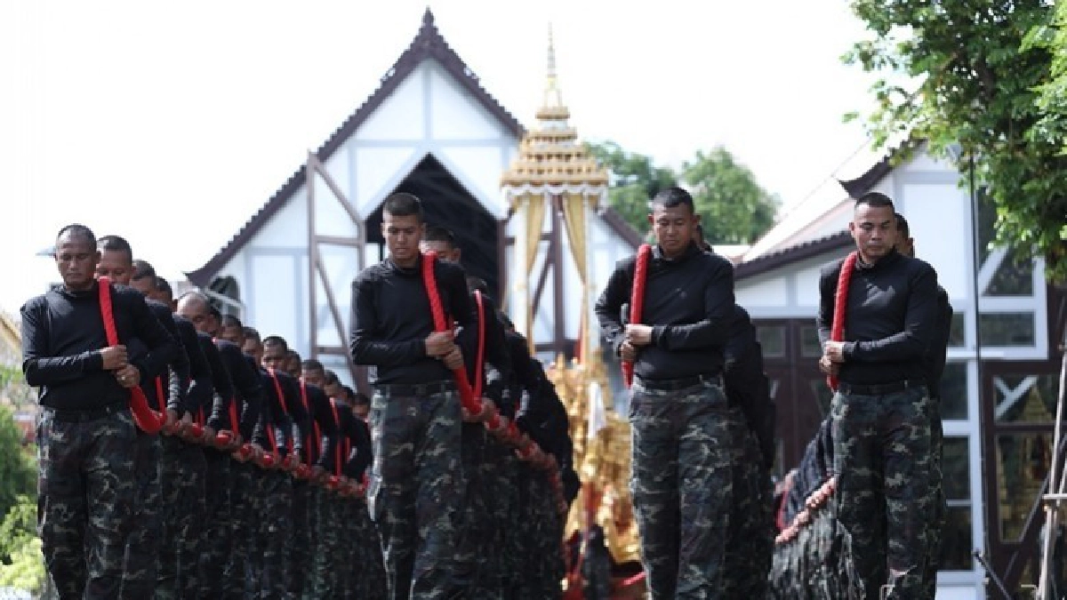 ชักซ้อมเคลื่อนพระมหาพิชัยราชรถ-ยกเกรินบันไดนาค (ภาพชุด)