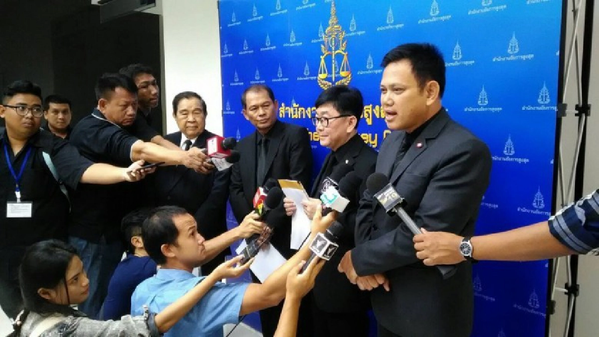 ทนาย "แม้ว" ร้อง อสส. ทบทวนสั่งฟ้องคดี 112