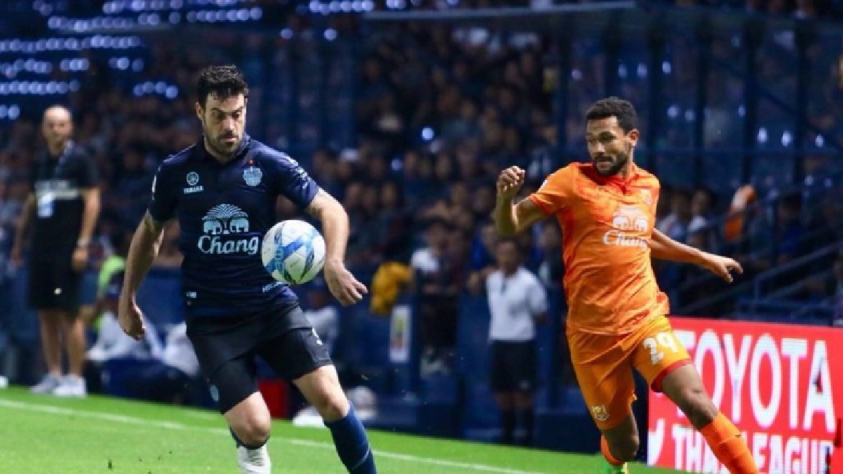 "บุรีรัมย์"เปิดรังอัด"สุโขทัย"5-2รั้งจ่าฝูงไทยลีกต่อ