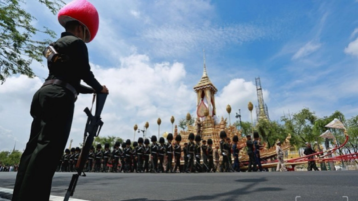 ทยอยปิด 42 เส้นทางรอบพิธีถวายพระเพลิงพระบรมศพฯ