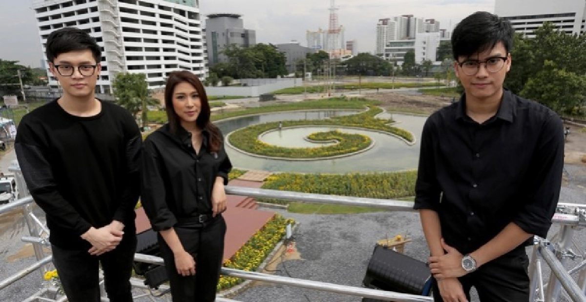 ‘นนท์-เอม-โบ๊ท’ ร่วมใจปลูกดาวเรือง (คลิป) ‘นนท์-เอม-โบ๊ท’ ร่วมใจปลูกดาวเรือง (คลิป)