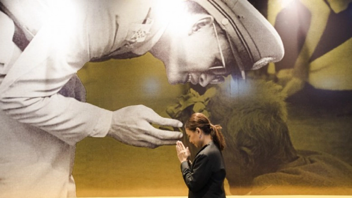 นิทรรศการ “ความท๙งจำ” หนังสือกับพ่อหลวง