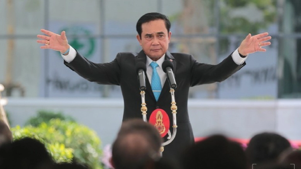 "บิ๊กตู่" โวเศรษฐกิจขาขึ้น  ขอภาคธุรกิจช่วยปชช. 